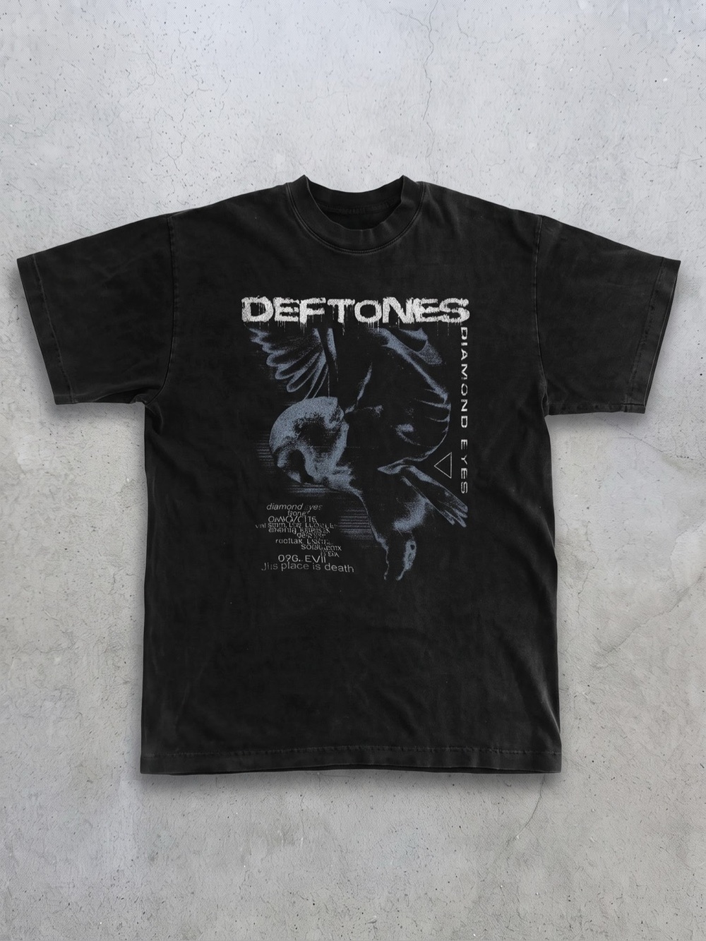 Gildan Black Grunge Owl Graphic Tee
